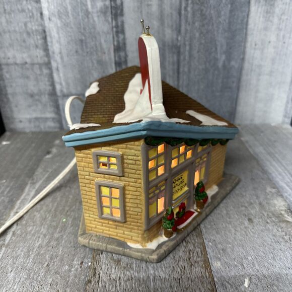 2005 Santas Workbench Collection Retroville Series 3 Sons Appliance & TV Store - Picture 5 of 7